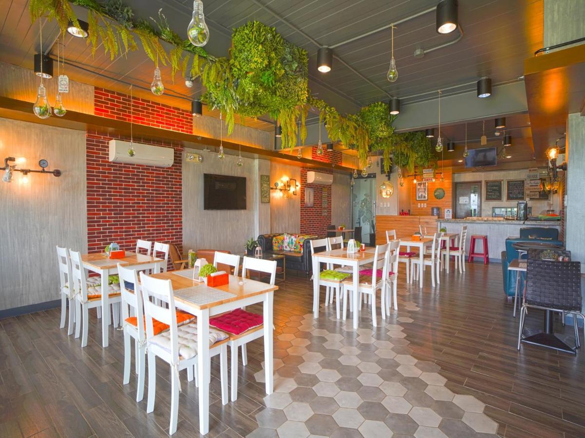 Ibaan Capital O Oyo 785 The Greenhive Hotel מראה חיצוני תמונה