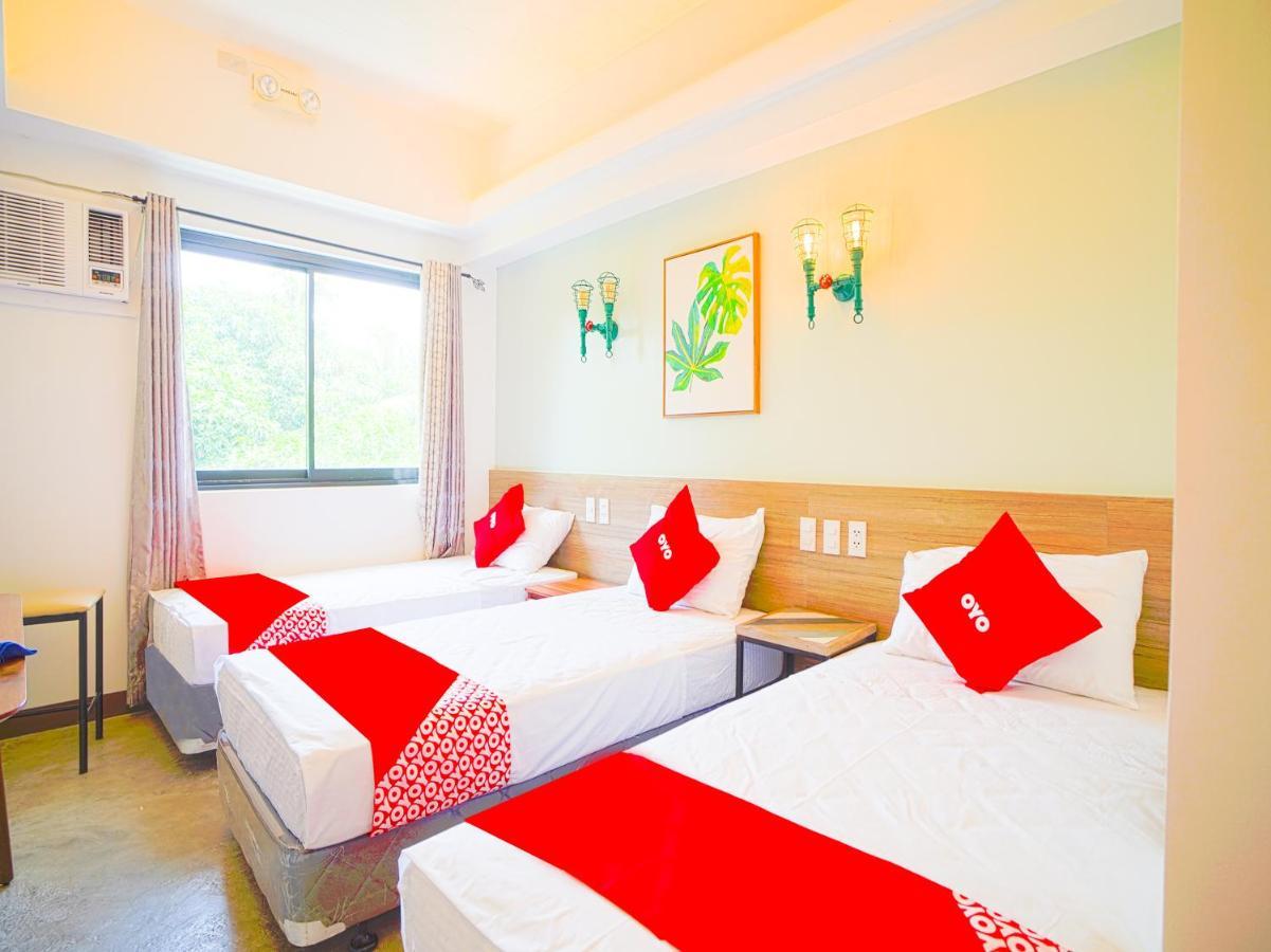 Ibaan Capital O Oyo 785 The Greenhive Hotel מראה חיצוני תמונה
