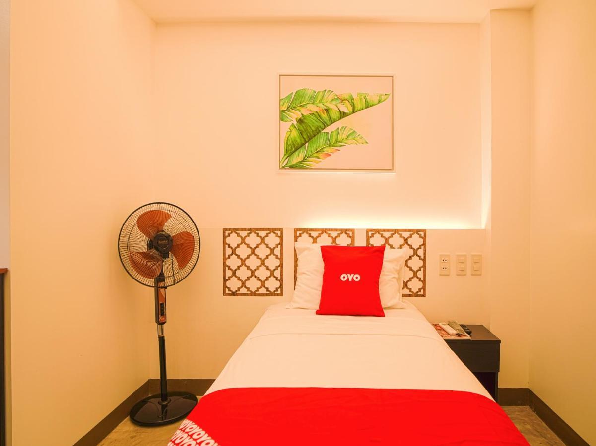 Ibaan Capital O Oyo 785 The Greenhive Hotel מראה חיצוני תמונה