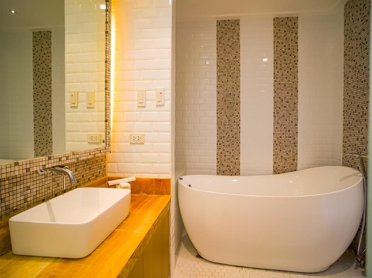 Ibaan Capital O Oyo 785 The Greenhive Hotel מראה חיצוני תמונה
