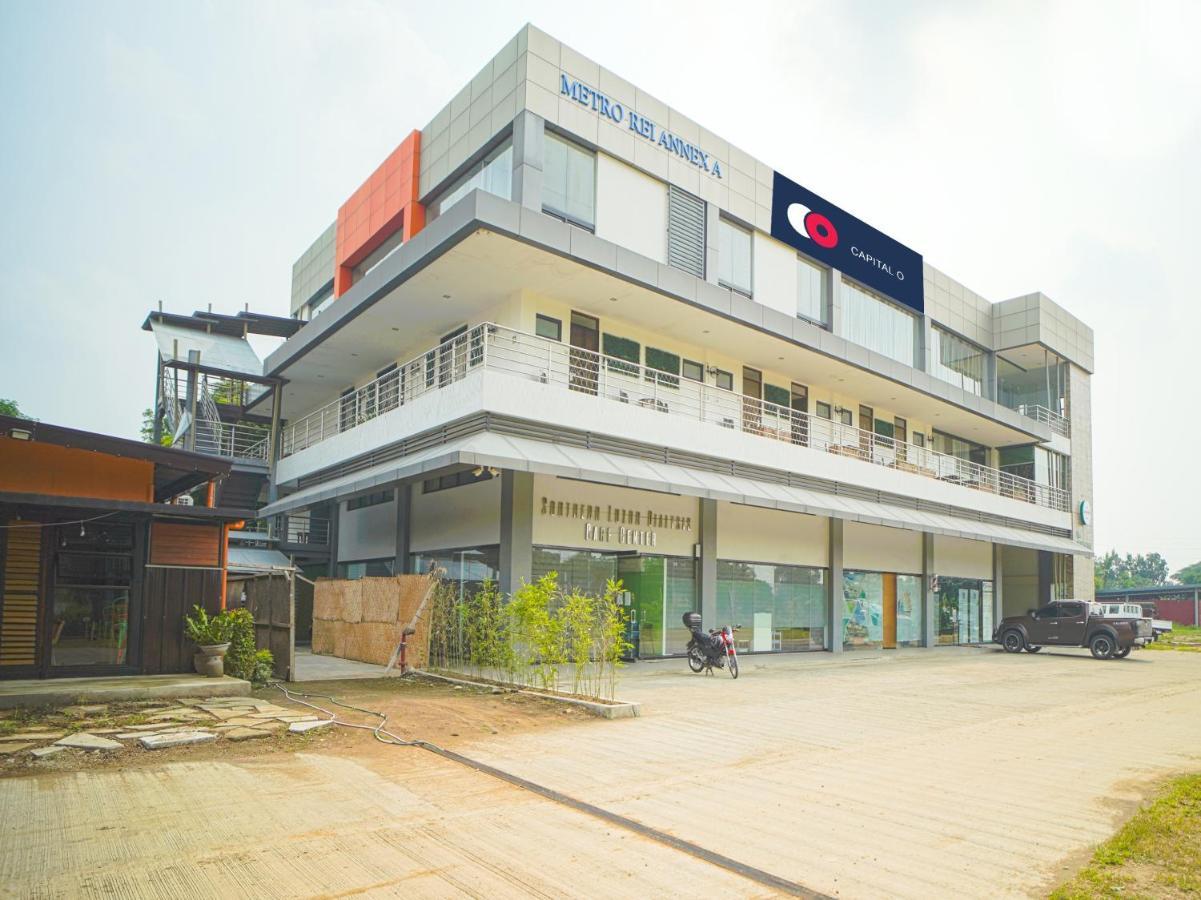Ibaan Capital O Oyo 785 The Greenhive Hotel מראה חיצוני תמונה